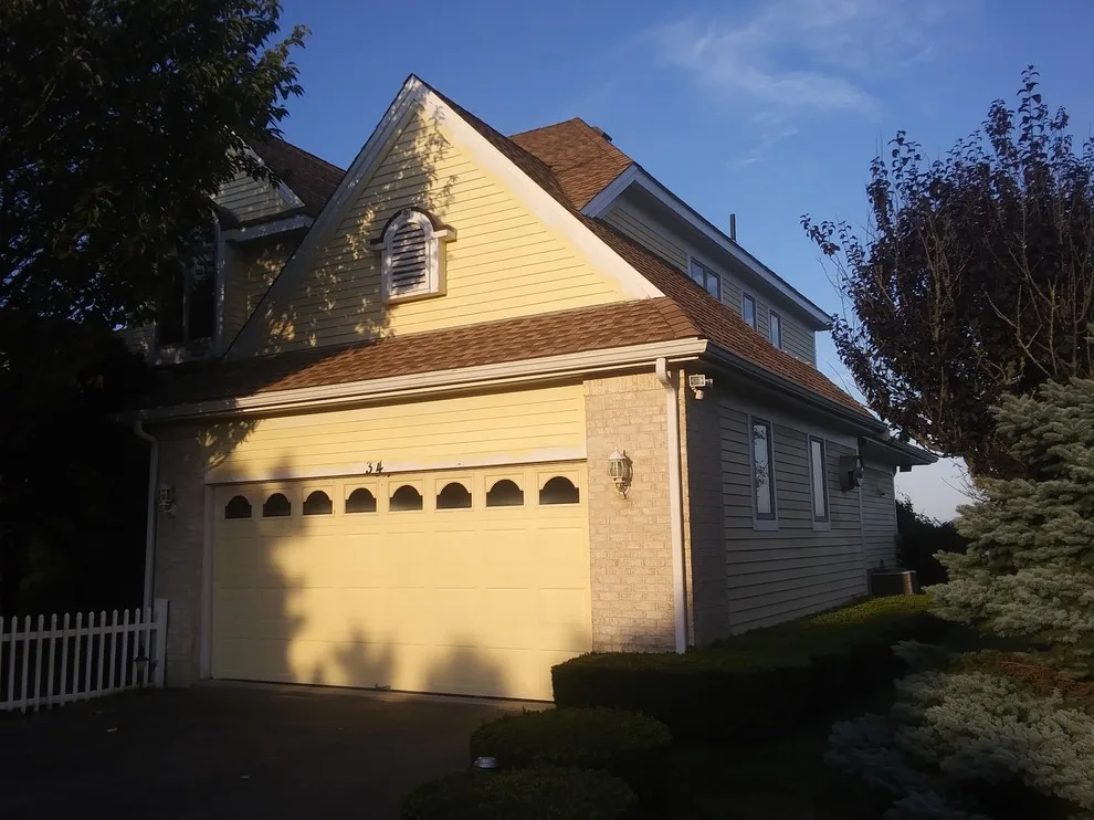 Outdoor Spray and Trim Painting by Daniel's Professional Painting LLC - Photo 2
