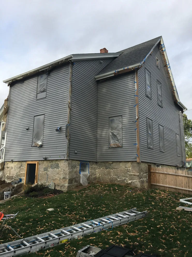 Charcoal House Exterior Coating by Pure Colors Painting And Decor, LLC - Photo 6