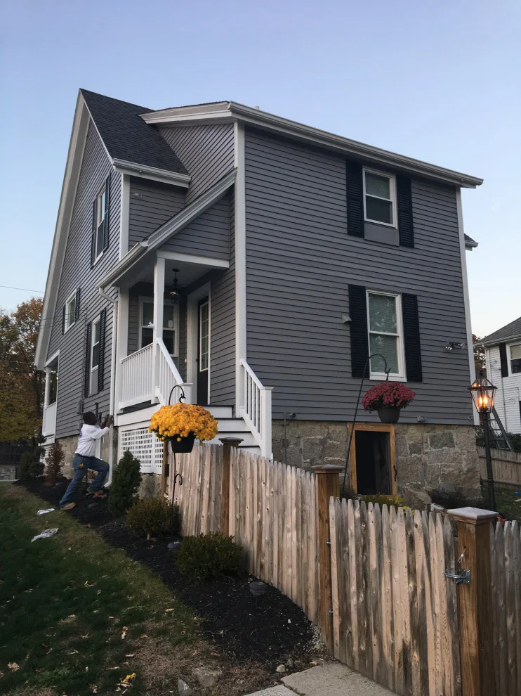 Charcoal House Exterior Coating by Pure Colors Painting And Decor, LLC - Photo 26