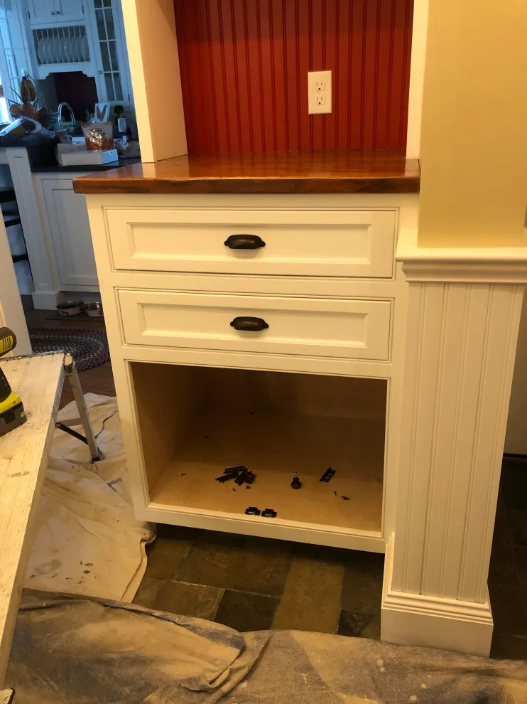 Cabinet restoration by Gölsmith Painting Company - Photo 8