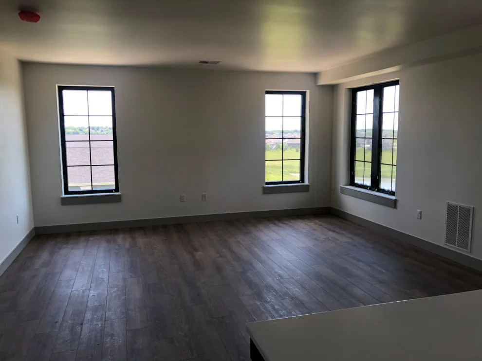 Laurel Apartment Mural by Fine Finishes, Inc. - Photo 10
