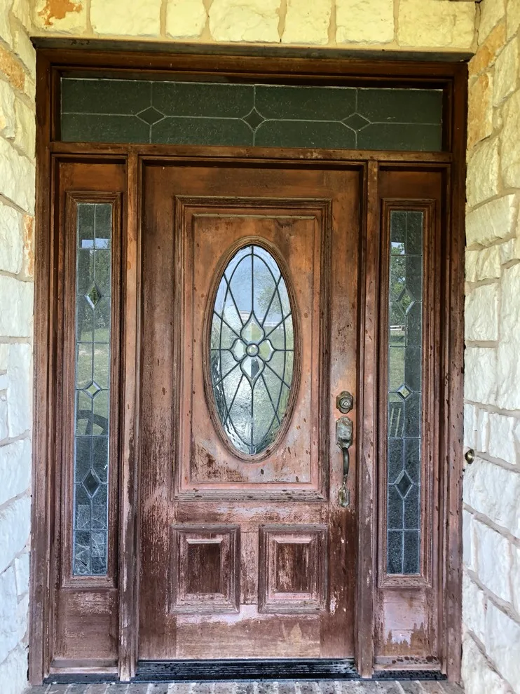 Entrance Door Finish by Chavez Unique Painting - Photo 2