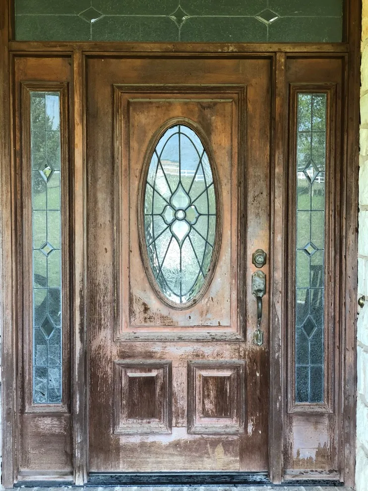 Entrance Door Finish by Chavez Unique Painting - Photo 4