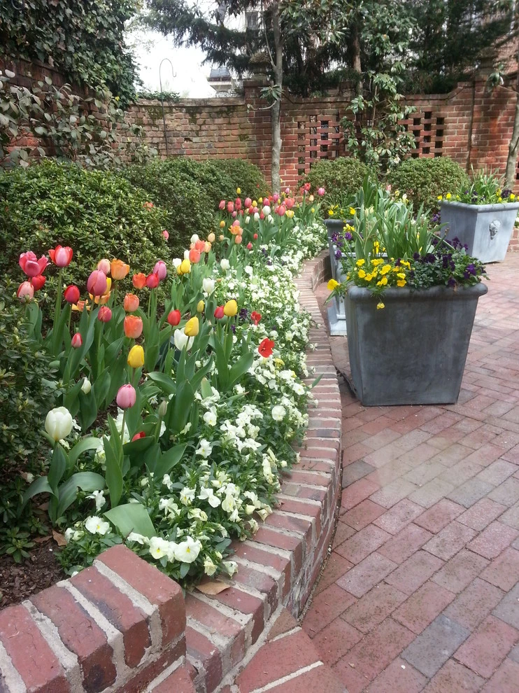 Gardens Remembered, LLC - Photo 2