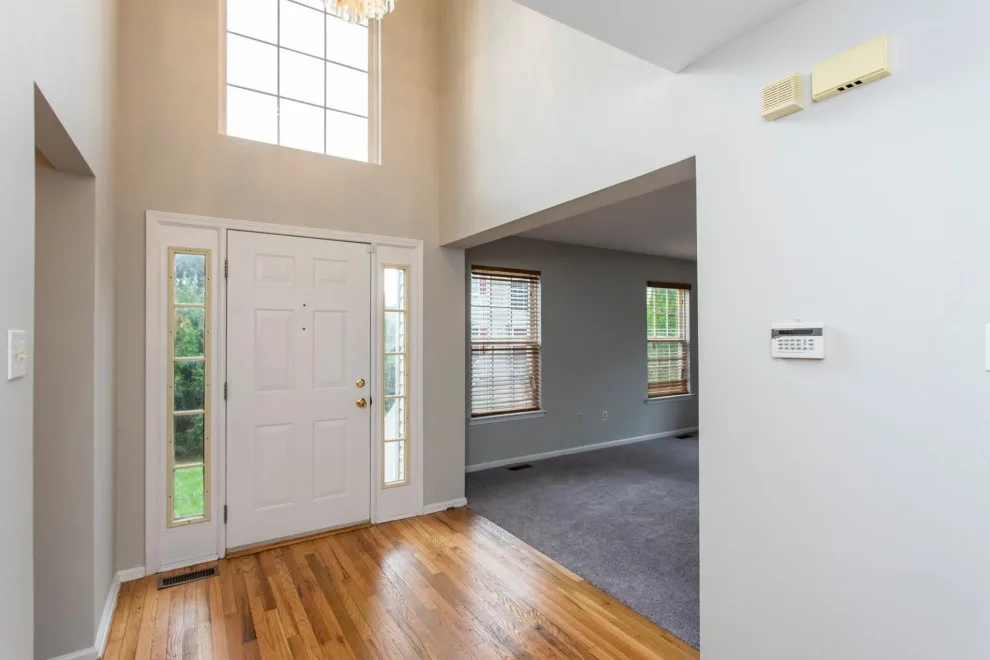 A selection of our projects in gray shade by EML Painting - Photo 14