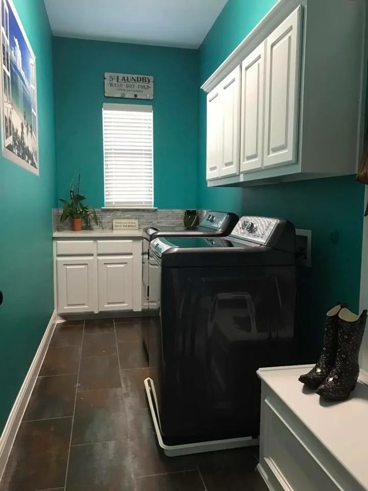Dramatic Makeover of Dining Room and Entryway by Hardy's Painting - Photo 3