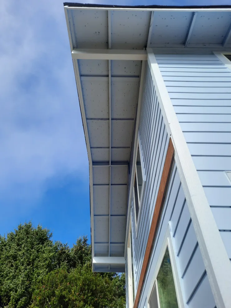 Ocean Shores, WA - New Exterior Cladding by Looks Like New Painting LLC - Photo 4