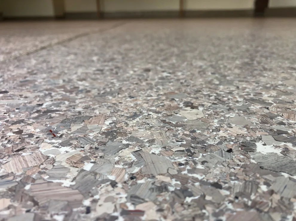 Brindle Flake in Sable/Marble by Coal Creek Coatings - Photo 3