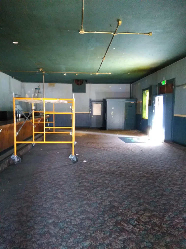 All Walls Custom Paint And Coatings - Photo 10