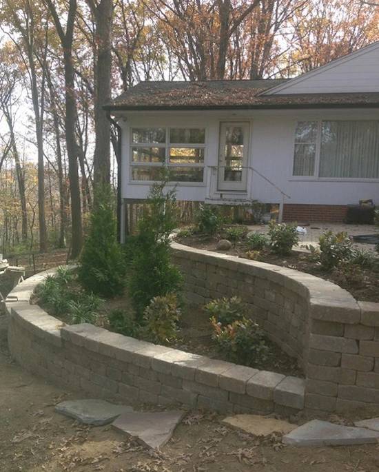 Garrison Landscape - Photo 2