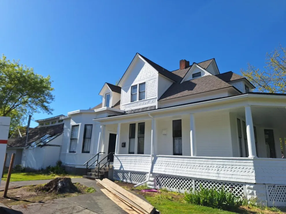 Puyallup, Washington by Looks Like New Painting LLC - Photo 5
