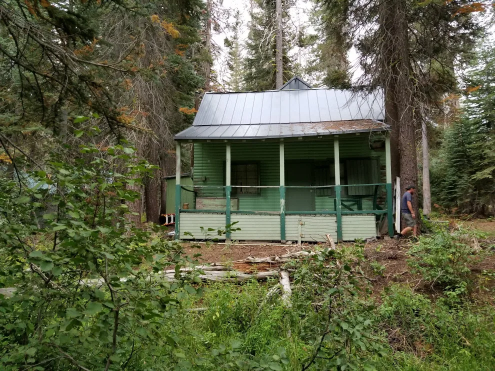 Twin Spans Lodge by Artisticrat Property Improvements Inc. - Photo 5