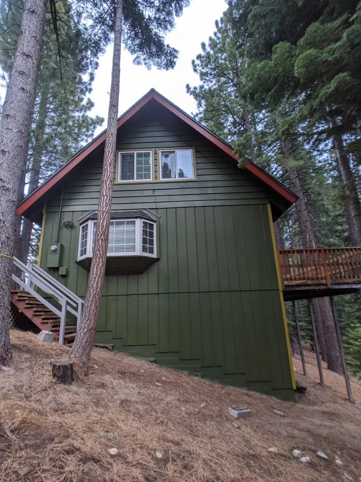 Tricolor Mountain Retreat by Artisticrat Property Improvements Inc. - Photo 2