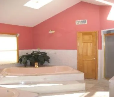 Louie's Painting Service - Photo 2