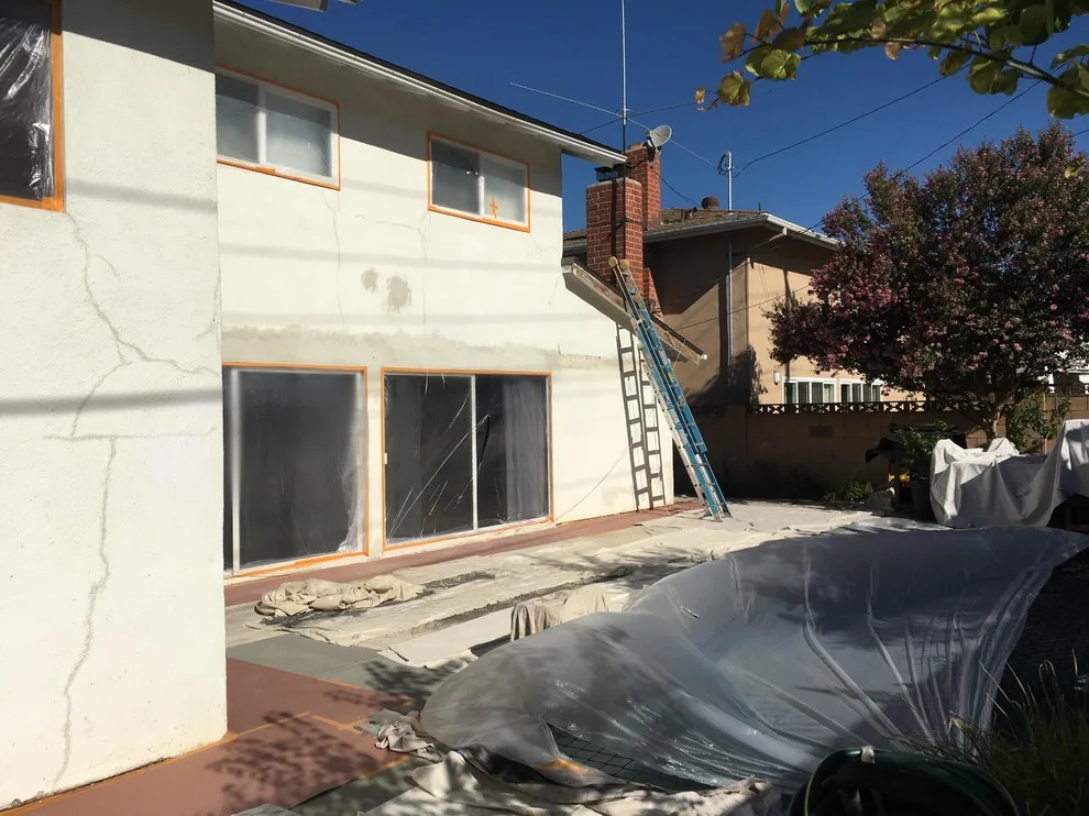 Complete Exterior Painting by Martn Carabajal Painting - Photo 2