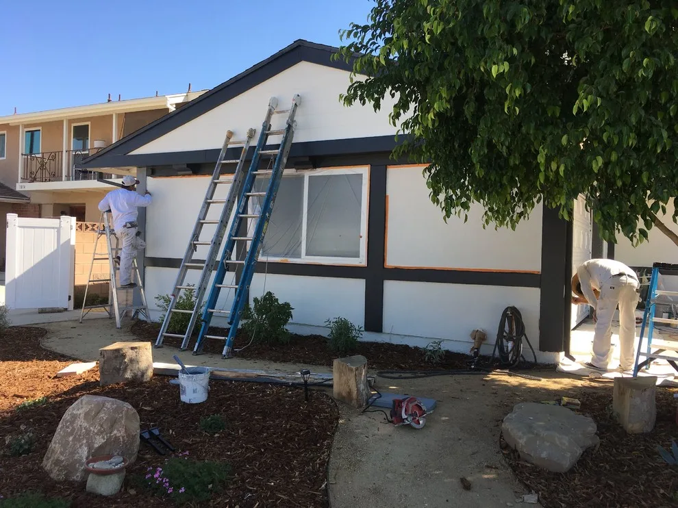 Complete Exterior Painting by Martn Carabajal Painting - Photo 11