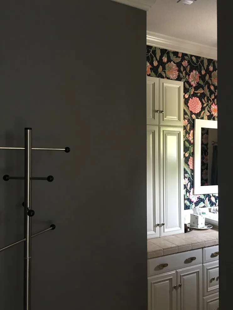 Bathroom Interior Projects by Sarasota Painting & Wall Covering - Photo 4