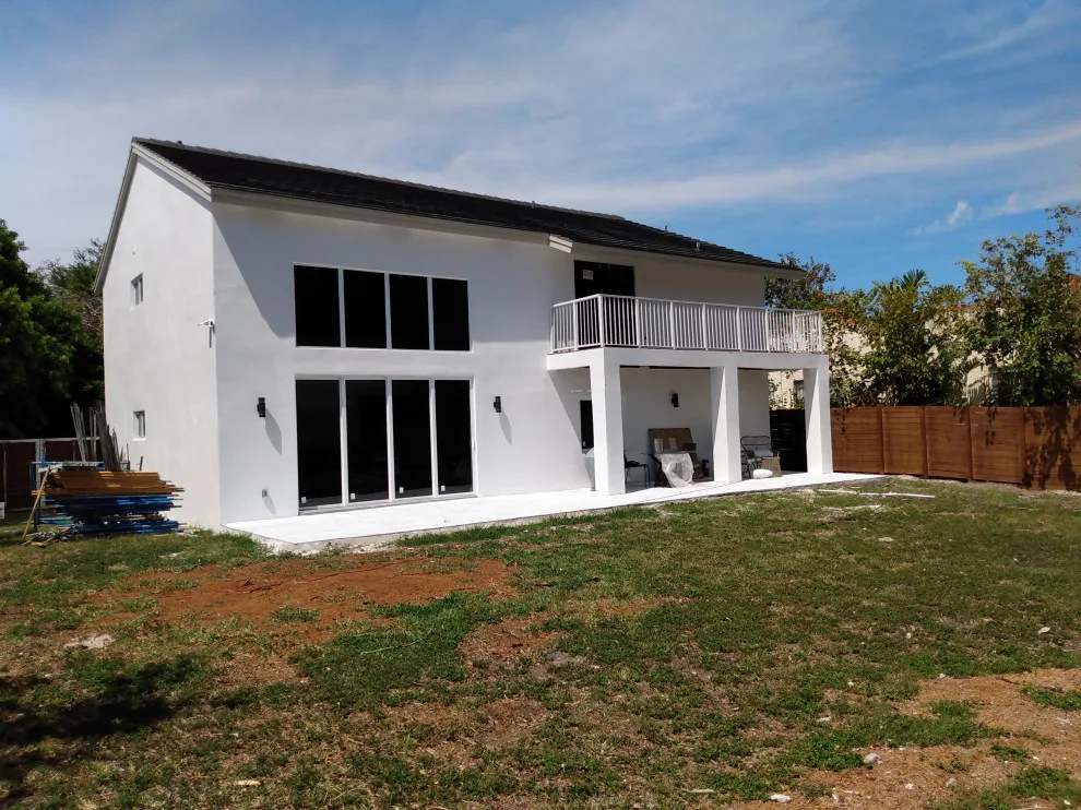 Elegant White Facade by Dehm Painting Service Corp - Photo 3