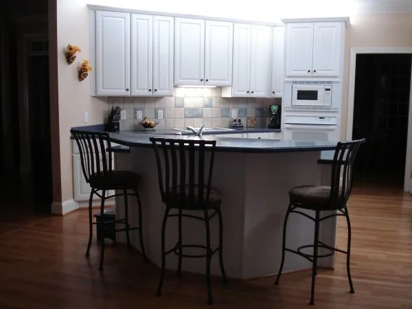 Louie's Painting Service - Photo 14