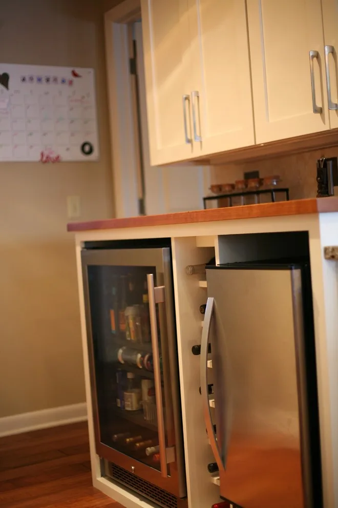 Bold Island Kitchen Renovation by PMV Painting - Photo 8