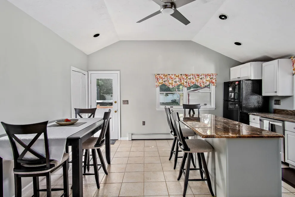 Braintree Culinary Space, 2018 by Premiere Pros - Photo 4