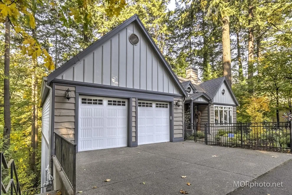 Bridlemile Outdoors by Sisu Painting Inc. - Photo 2