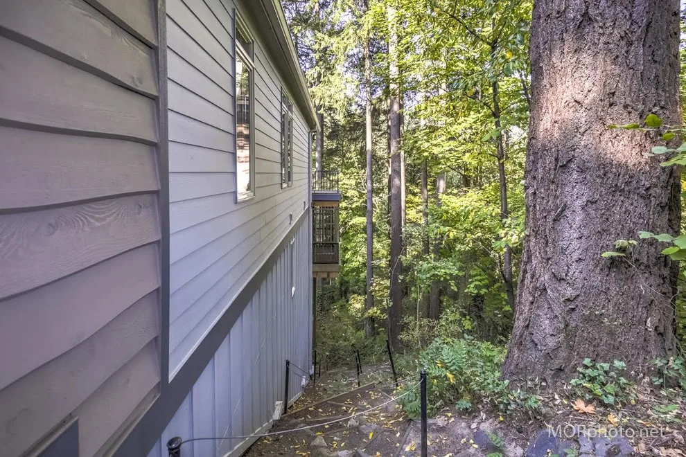 Bridlemile Outdoors by Sisu Painting Inc. - Photo 7