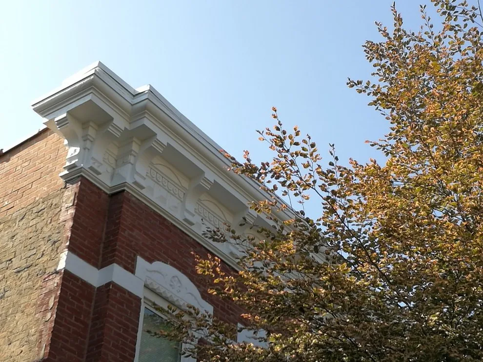 Bucktown fence and cornice restoration by Windy City Painters - Photo 6