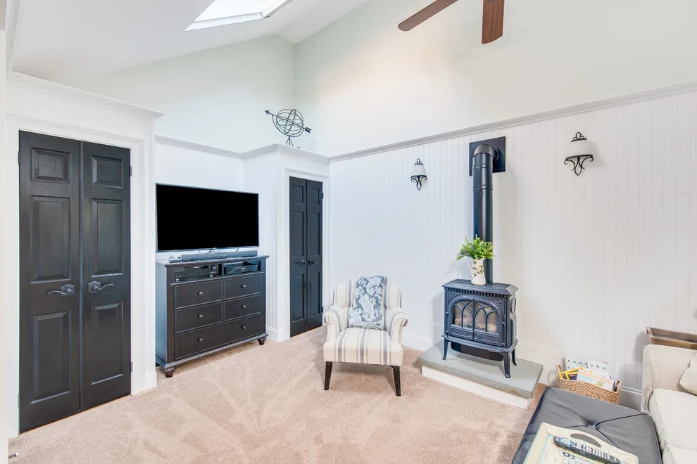 Integrated Wall Unit by Premiere Pros - Photo 4