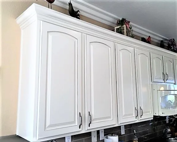 Cabinet Glassing by Point Of View Painting - Photo 4