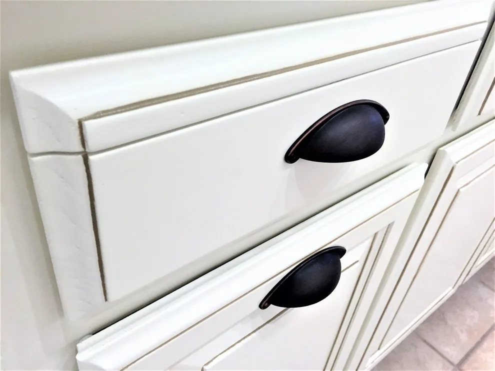 Cabinet Glassing by Point Of View Painting - Photo 3