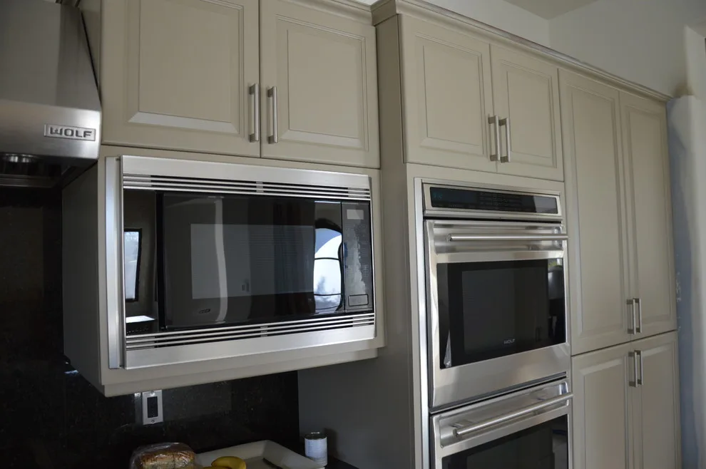 Cabinet Resurfacing by Karoll Julian Inc. - Photo 3