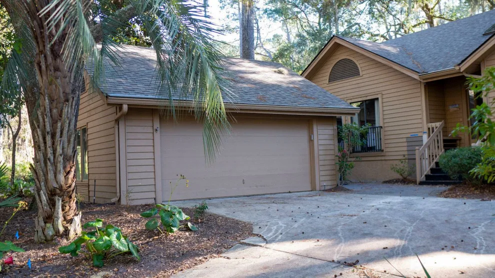 Carlito's Painting LLC - Photo 13