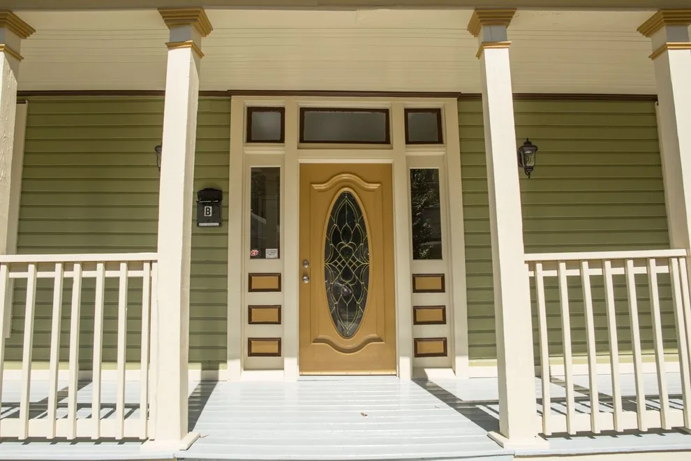 Carlton Home by Zarazua Painting - Photo 2