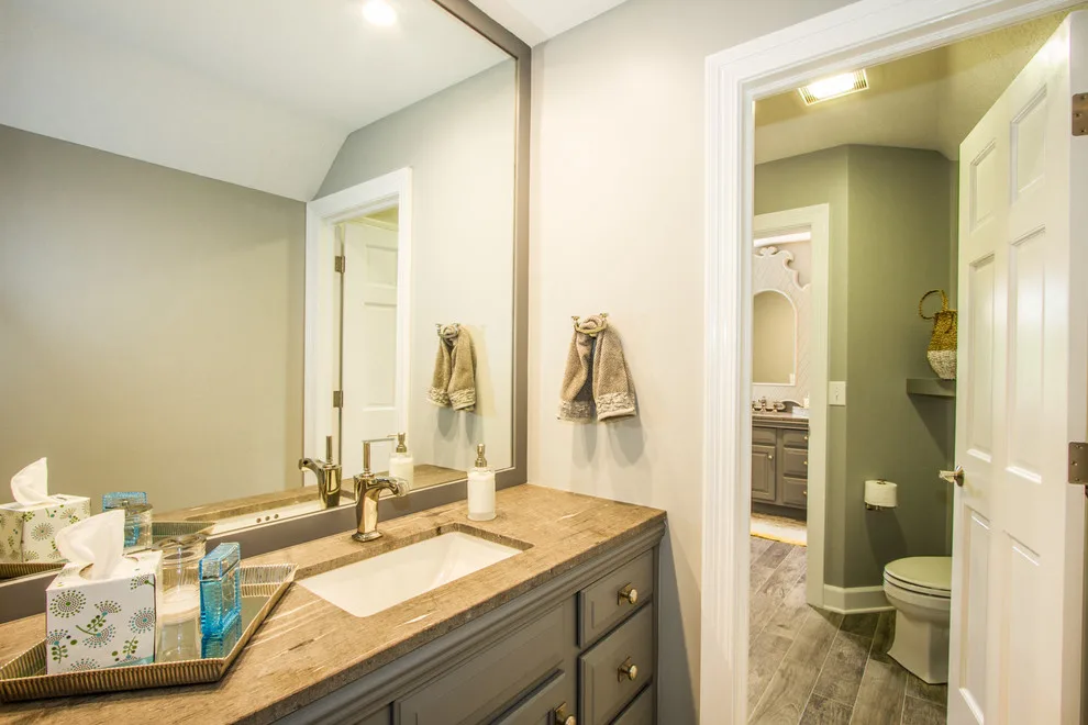 Custom Colors Painting Company - Photo 14