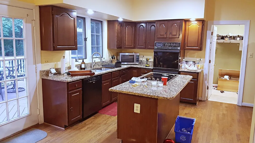 Centreville Virginia by Cabinet Painting & Refacing By Kitchen Update - Photo 3