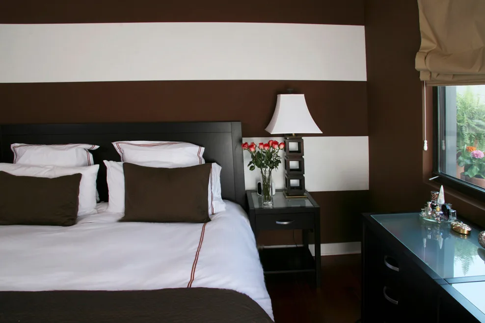 Paint The Town Red - Color Consulting - Photo 6