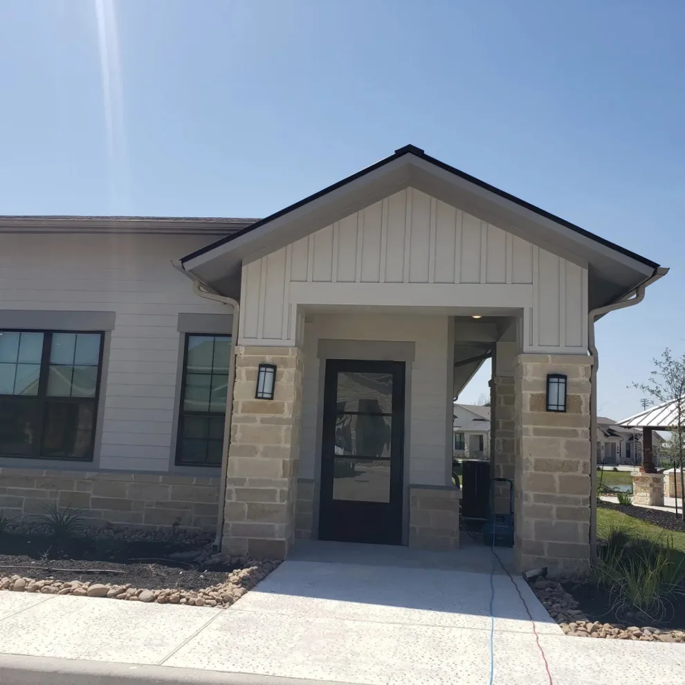 Exterior Paint for Commercial Use by Lonestar Painting - Photo 7