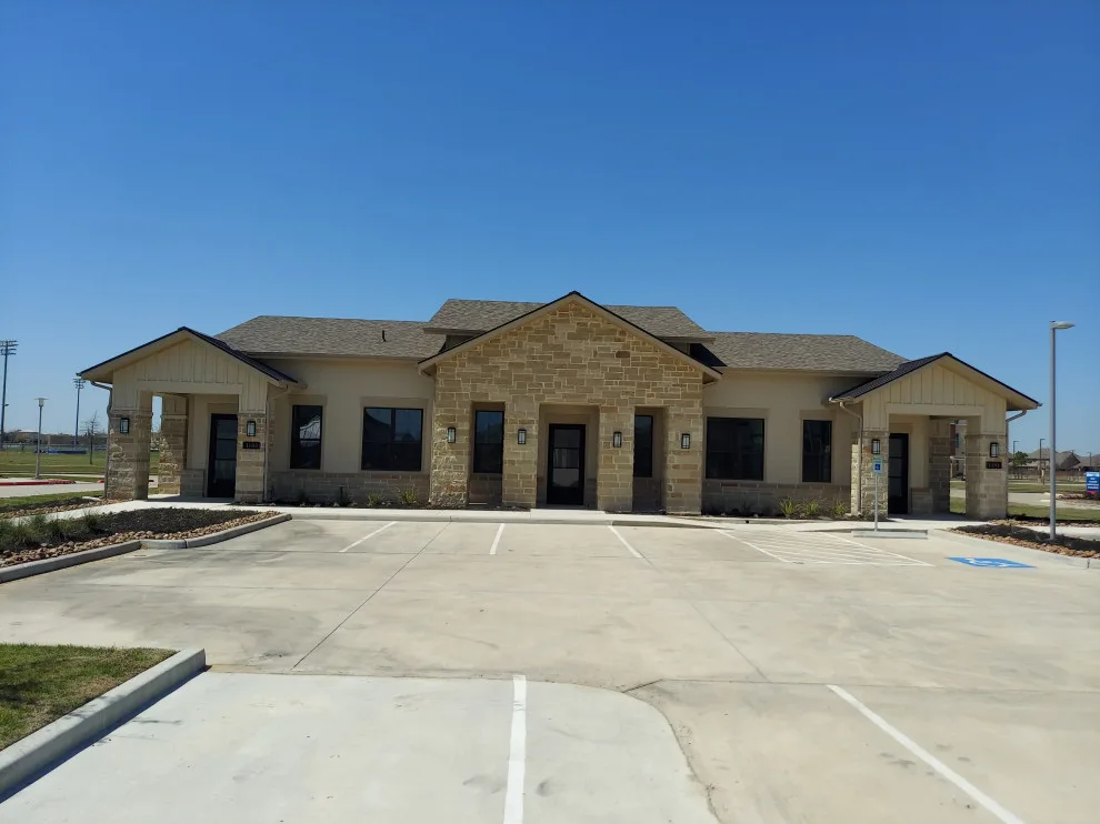 Exterior Paint for Commercial Use by Lonestar Painting - Photo 4