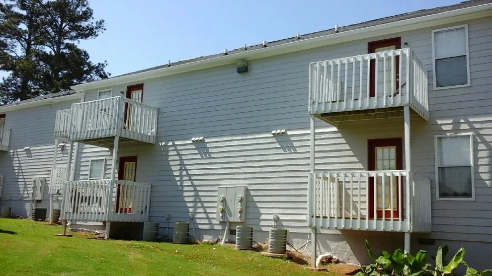 Exterior Commercial Painting by Southern Perfection Painting Inc. - Photo 9