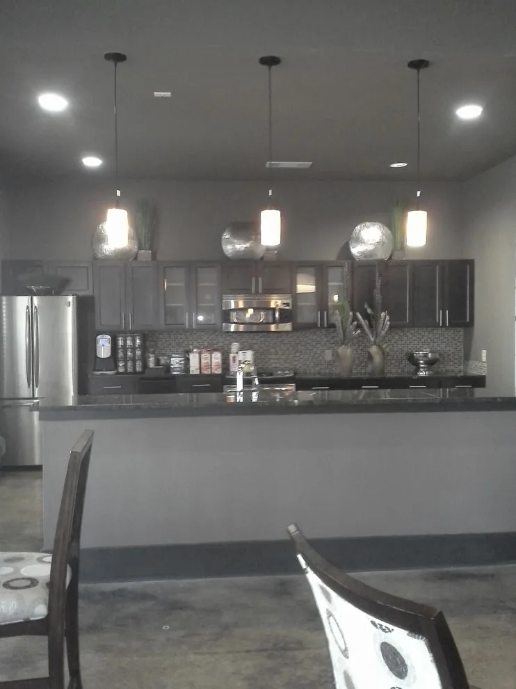 Business Coating by ONYX Paint & Tile - Photo 44