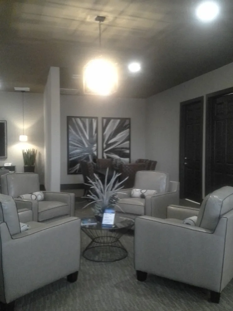 Business Coating by ONYX Paint & Tile - Photo 25