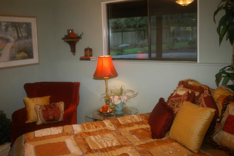 Bellevue Crossroads Interior and Exterior Painting by Bosco Painting - Photo 10