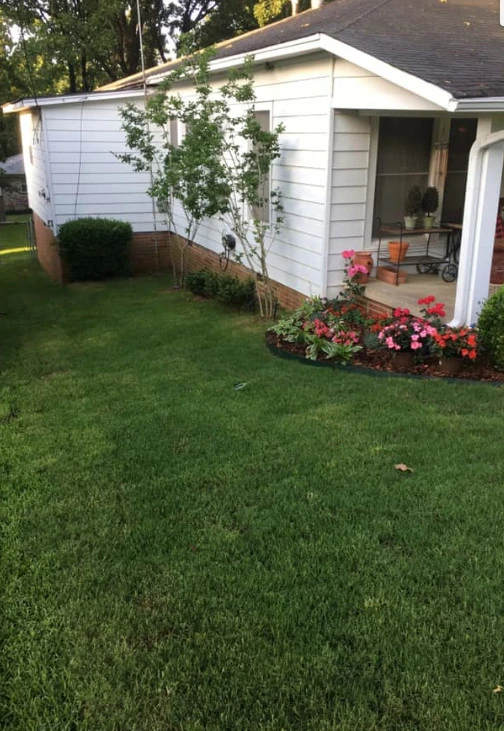 Landscape Creations and Maintenance by Going The Extra Mile Landscape - Photo 6