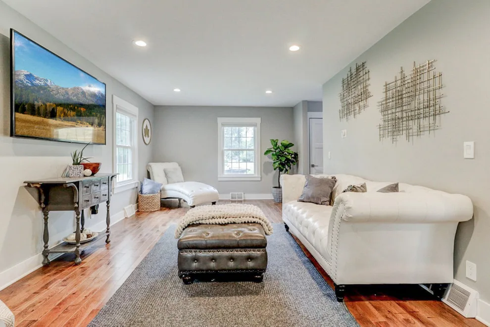 Refined Interiors - Photo 2