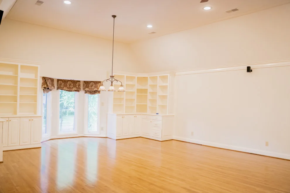 Memphis East Interiors by Precise Painting - Photo 13