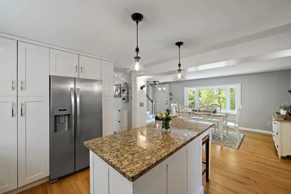 Elm Street/Duxbury by Premiere Pros - Photo 15