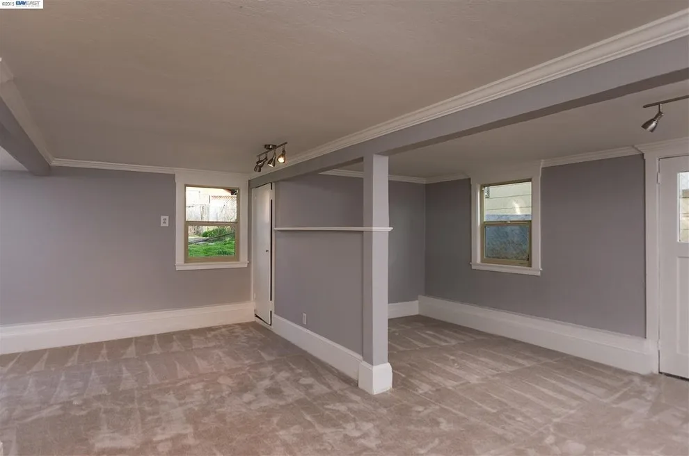 Walls N Beyond Painting Company - Photo 14
