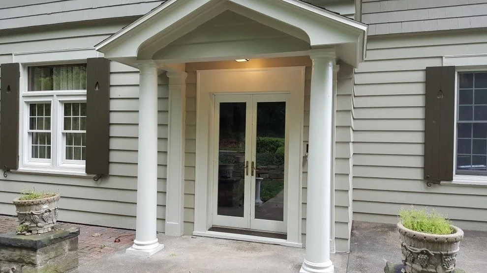 Outdoor Column Renovation by Southern Innovations Custom Painting - Photo 3