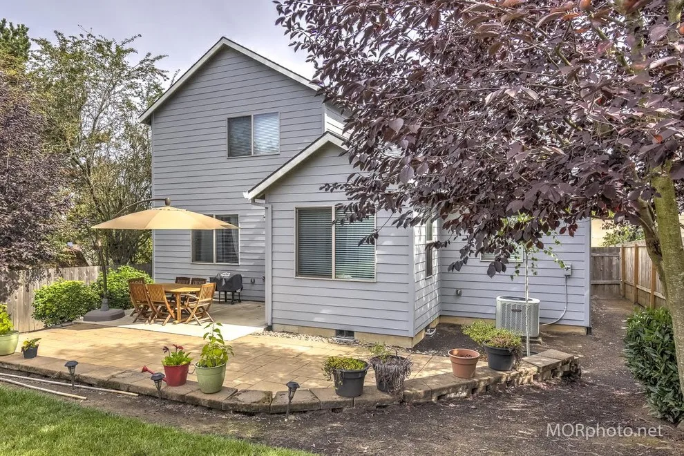 Multnomah Village Facade by Sisu Painting Inc. - Photo 7